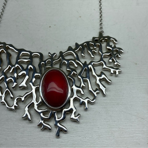 BBJ Sterling Silver Western Fern Design With Red Howlite Center Stone Necklace - Picture 4 of 11